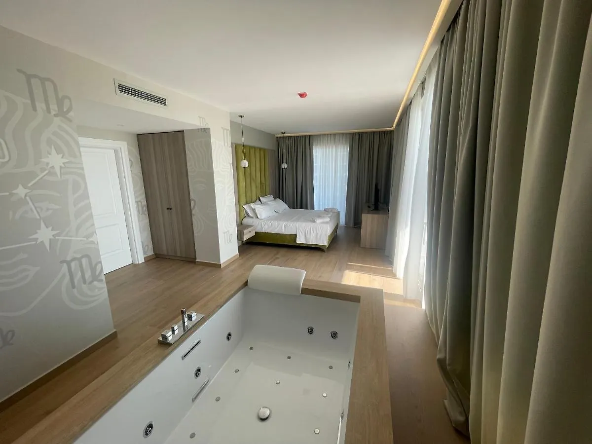 Saca Hotel Shengjin