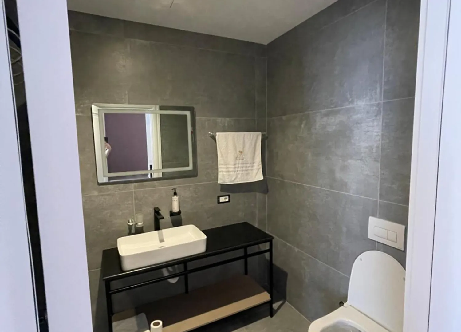 Saca Hotel Shengjin